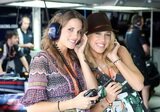Pit babe F1 wallpaper 2008 (formula 1 girls)