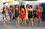 Pit babe F1 wallpaper 2008 (formula 1 girls)