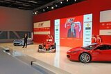 Presentation Formula 1 2010 Ferrari F10. F1 wallpaper 2010 (HIGH RESOLUTION PHOTO)